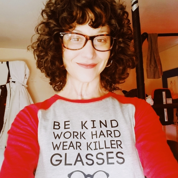 Meet your Posher, Specs - Picture 2 of 6